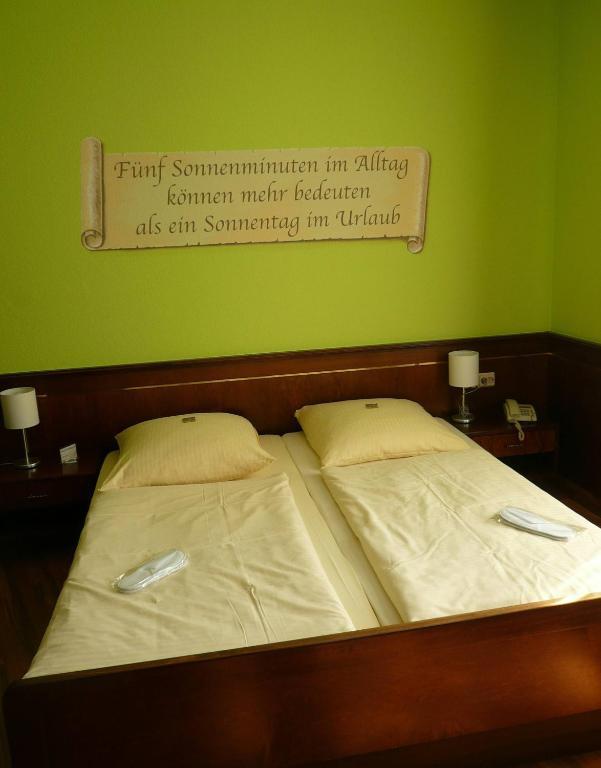 Hotel am Wilhelmsplatz Stuttgart Rum bild